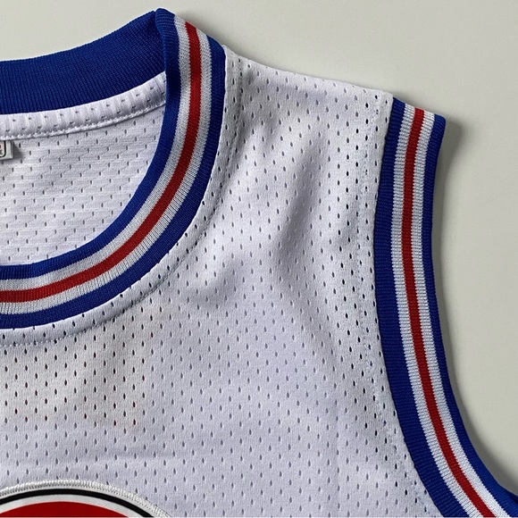 Space Jam Tune Squad Bugs Jersey Size Large #11 White Basketball Shirt EUC - Picture 5 of 16